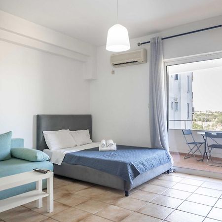 Elia Mini Suites 6 Лариса Екстериор снимка