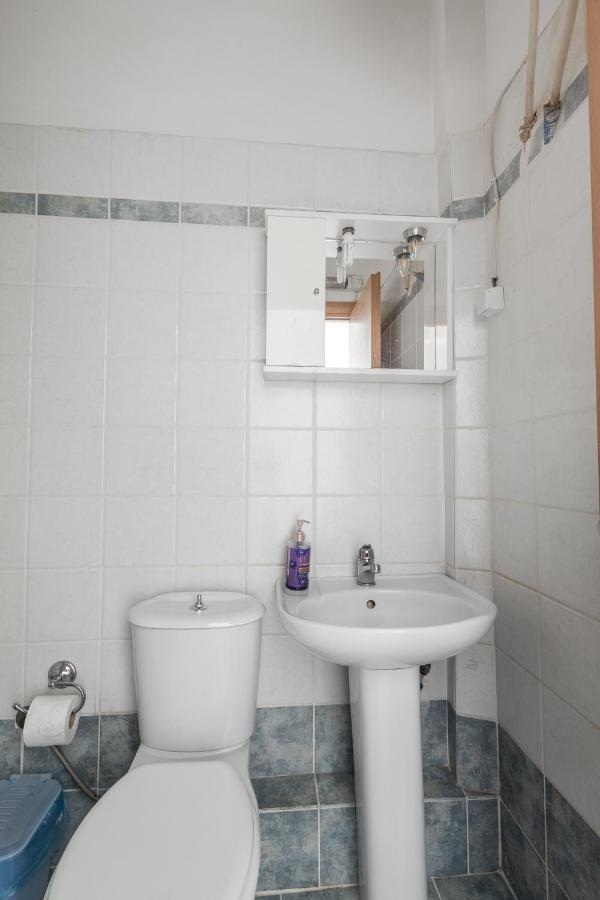 Elia Mini Suites 6 Лариса Екстериор снимка