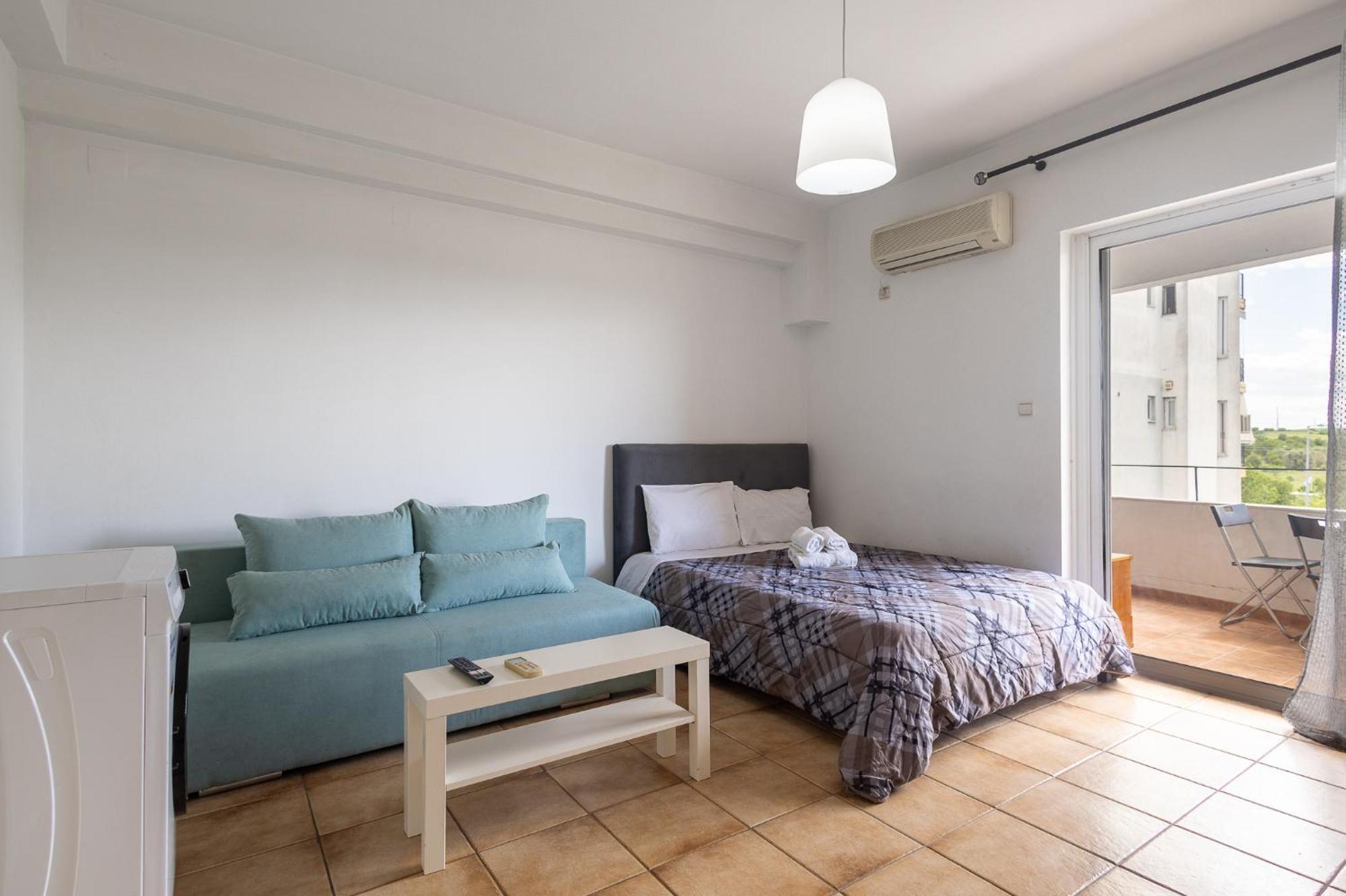 Elia Mini Suites 6 Лариса Екстериор снимка